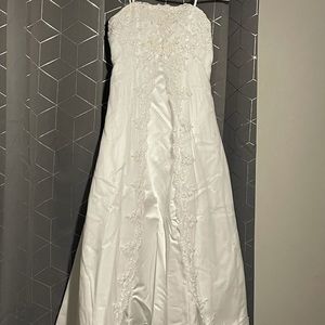 Youth size 8 David’s Bridal flower girl dress